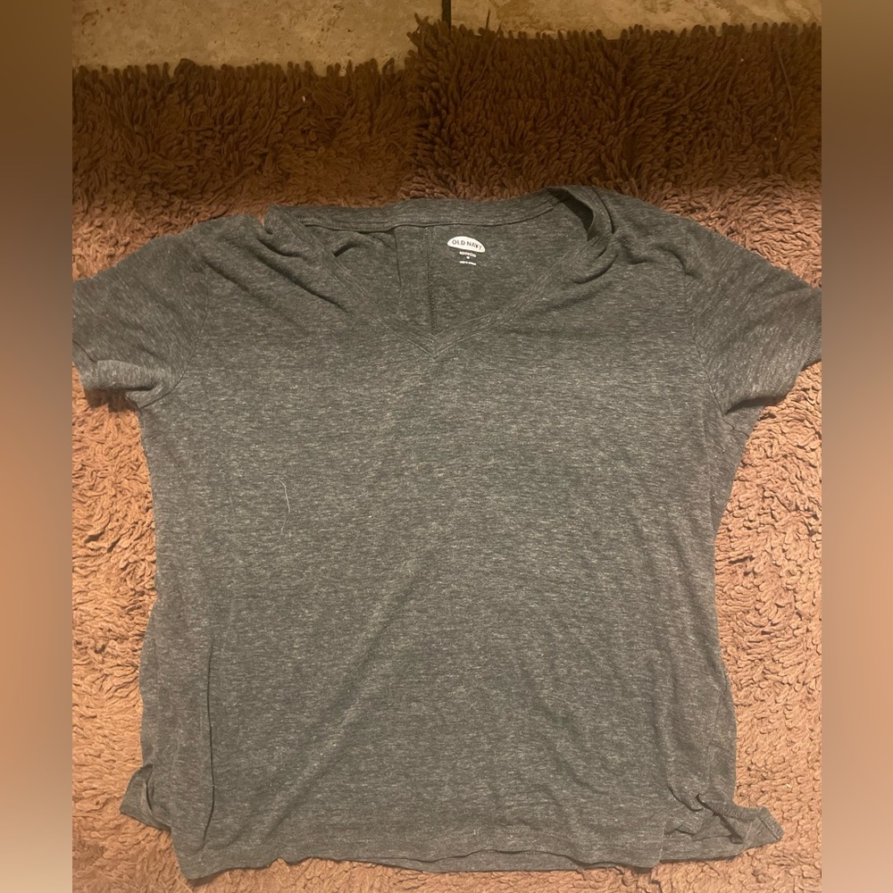 Old navy tee